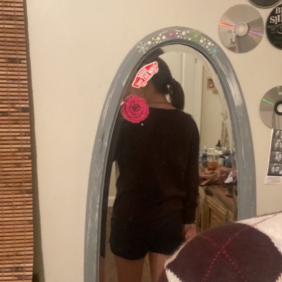 sweater - Picture 2 of 2